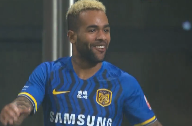 GIF：反击如风，吉翔助攻特谢拉闪电破门！苏宁1-0深圳