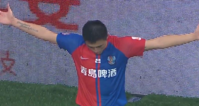 GIF：反击犀利！朱建荣半凌空抽射破门，华夏1-1黄海
