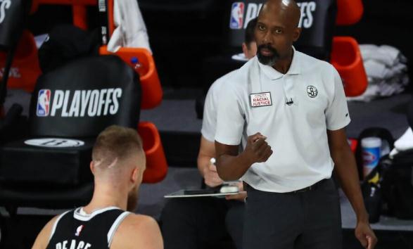 Shams：篮网已经就主帅一职正式面试雅克-沃恩