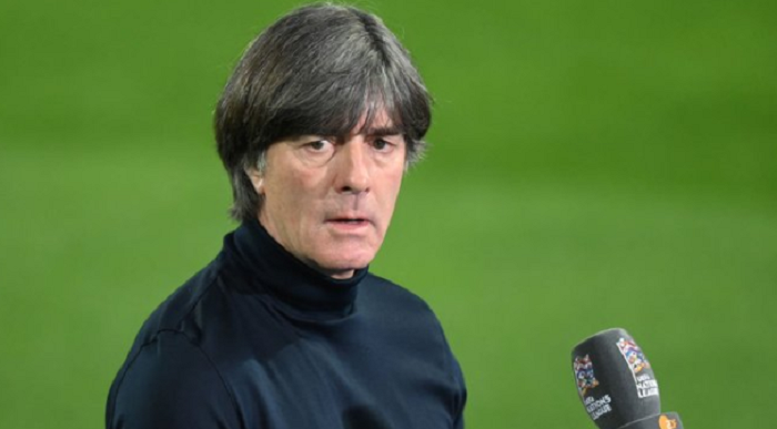 德国队一胜难求，德国球迷呼吁换帅