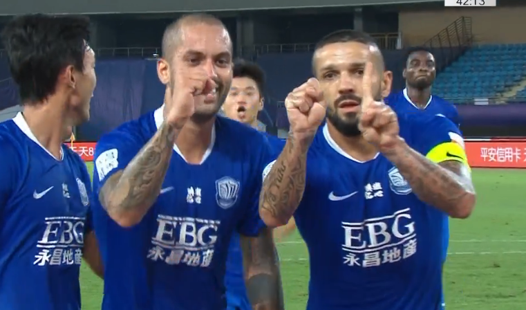 GIF：奥斯卡造点，马修斯百场点射破门！永昌1-0卓尔