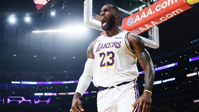 美媒发推对比多名超巨在35岁时的境况