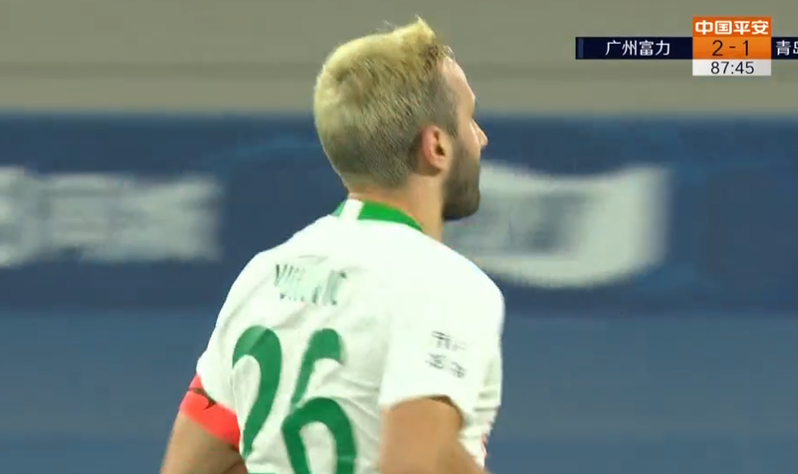 GIF：扳回一城！武科维奇头球破门，富力2-1黄海