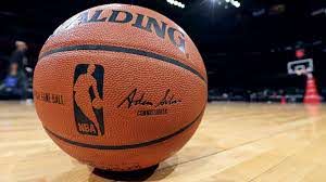NBA就常规赛排名第7到第10的球队进行季末附加赛展开讨论