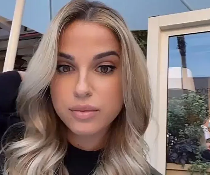 帕特森妻子更新ins,晒出自己与乔治未婚妻同框的片段