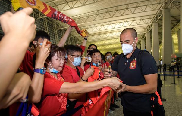 亚洲俱乐部排名：利雅得新月居首，恒大第6、上港第9